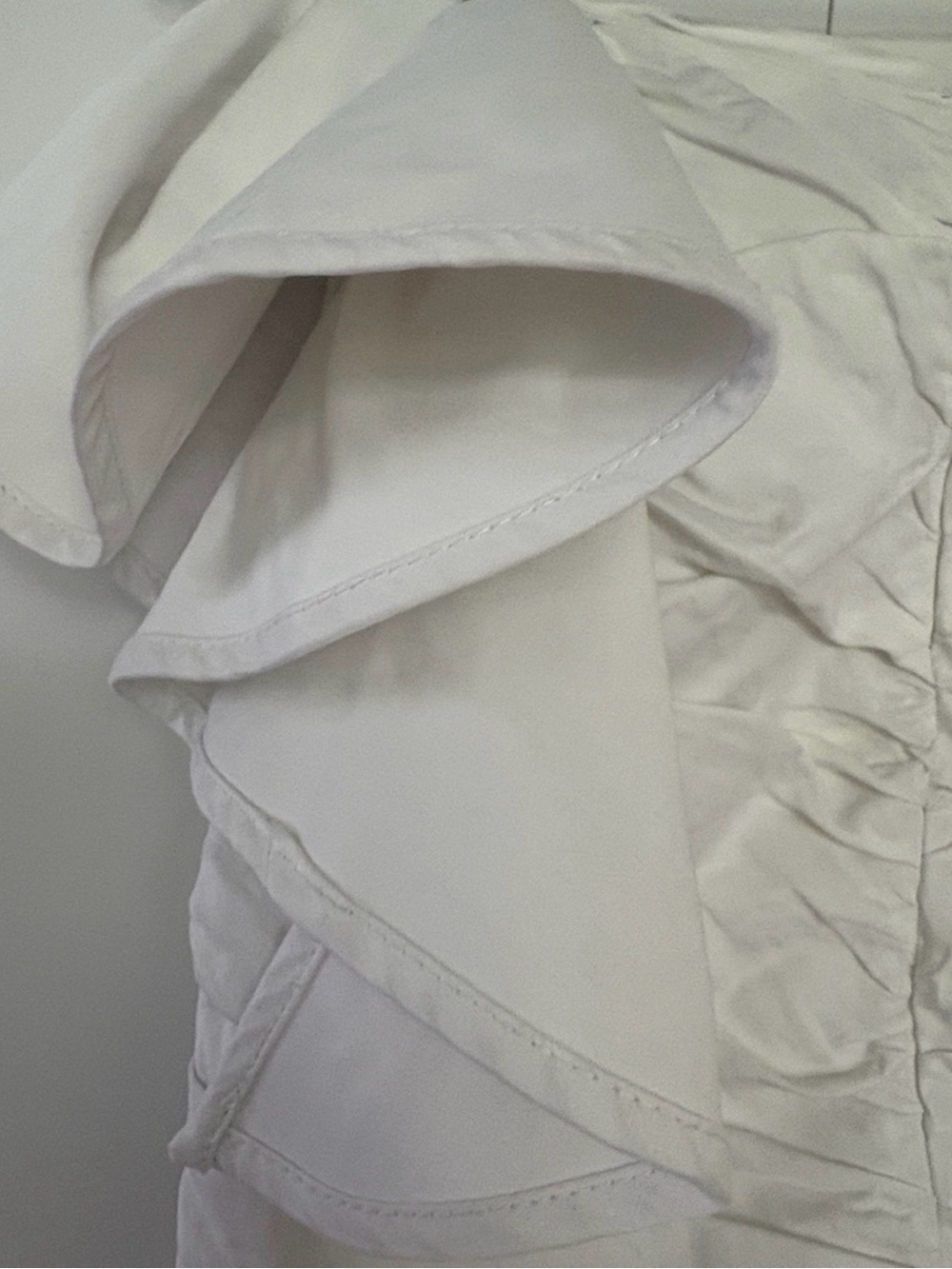 Zara Ruffled Asymmetric Top - Picture 5 of 7